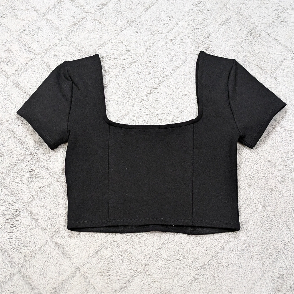 Revolve NBD Top Women's XS Black Ode Crop Square Neck Short Sleeves Form Fit 
